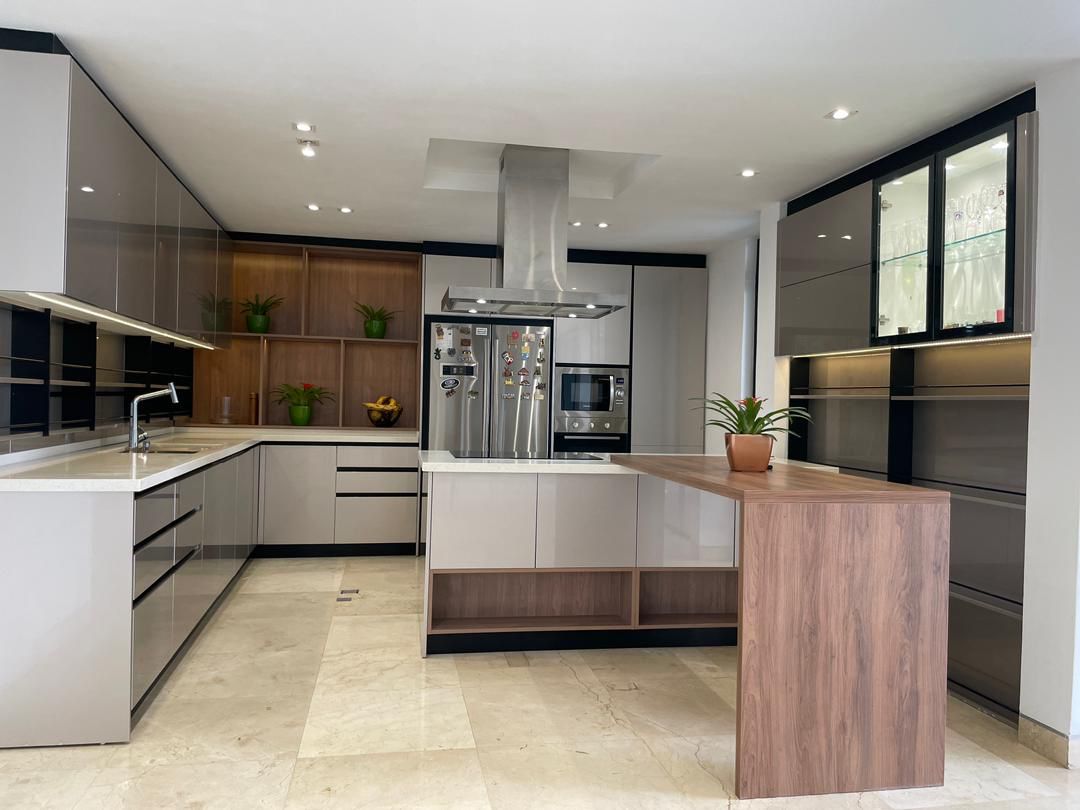 Luxury House in Urb La Villa-Valencia